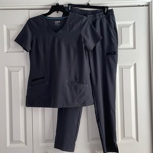 Grey scrubs w/blue detailing